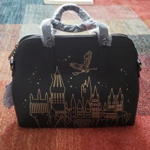 LOUNGEFLY HARRY POTTER HOGWARTS OUTLINE SATCHEL